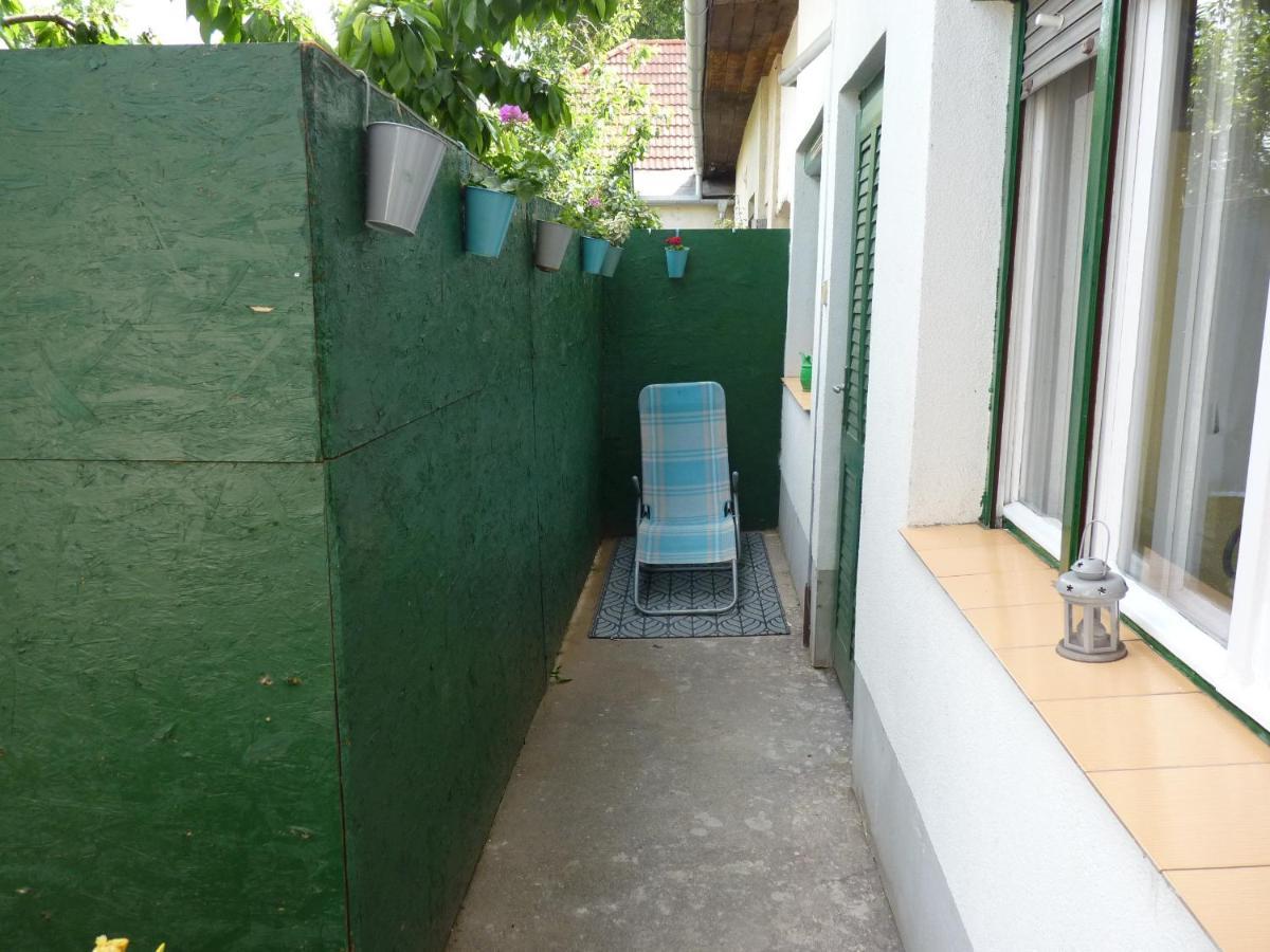 Zizi Apartman Дебрецен Экстерьер фото